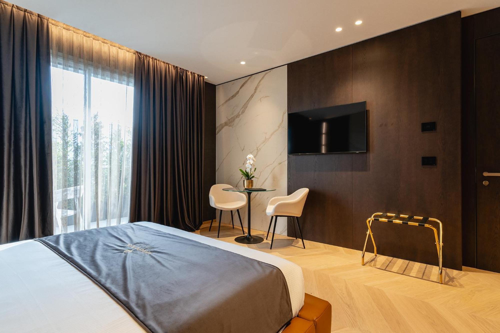 Park Penthouse & Pool - Heated Pool - Frühstückspension *